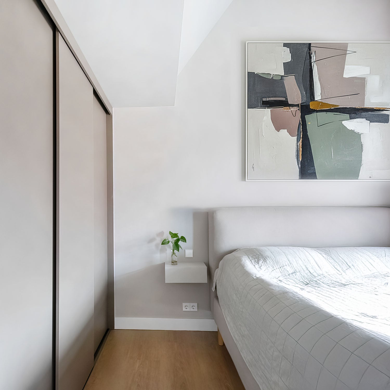 Inbouw schuifdeuren op maat met slank frame in grijs kleur