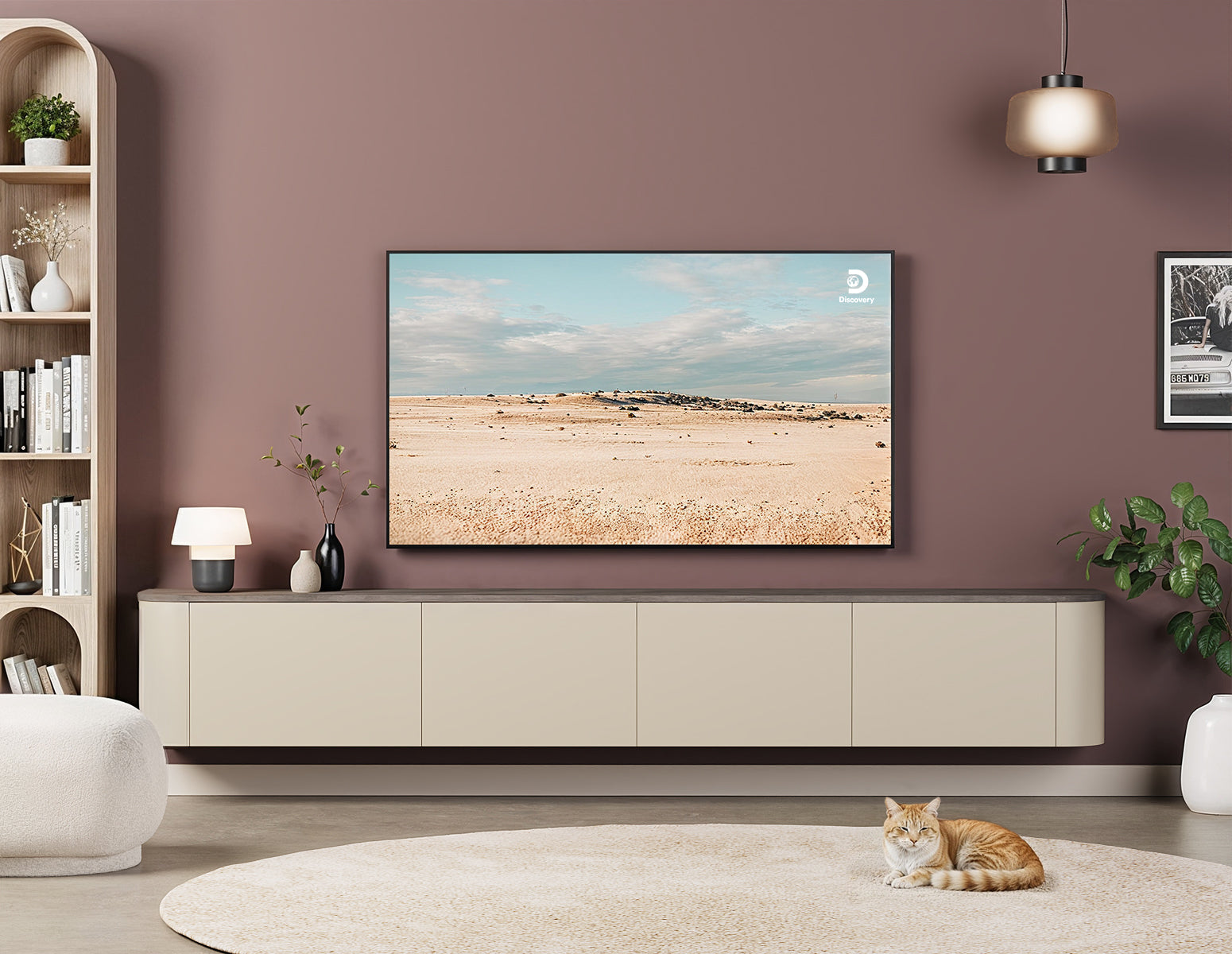 Maatwerk TV-meubel met ronde hoeken van De Maat Fabriek, ontworpen voor 65 inch televisie